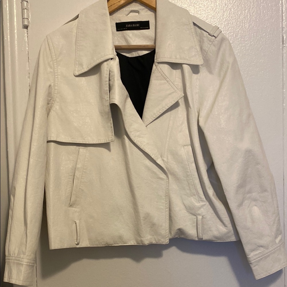 Pre-Owned ZARA White Women's Jacket